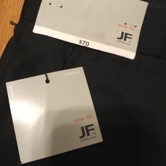 2X J. Ferrar
Slim fit (dress pants)
Men’s 36X30 - Picture 2 of 2